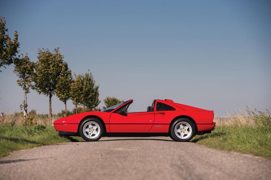  Ferrari 328 GTS 1985 года  (фото 33 из 44)